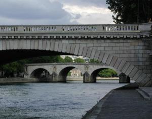 Bridge Over the Seine Paris 2003 